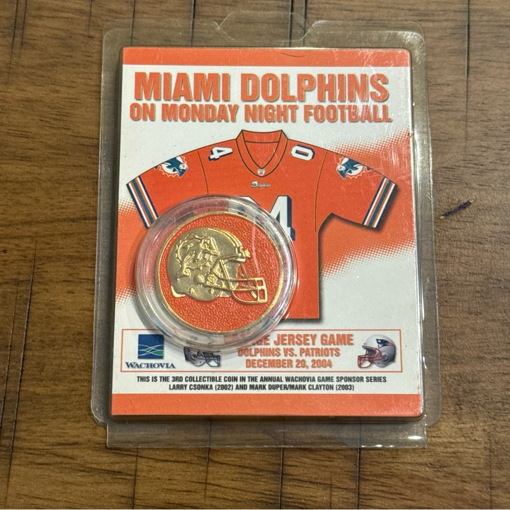 2004 Miami Dolphins Challenge Collector Coin Monday Night Football Orange Jersey